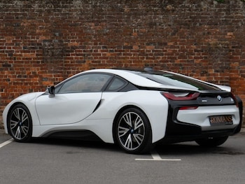 Used BMW i8 2017 for sale - 75607335: Photo