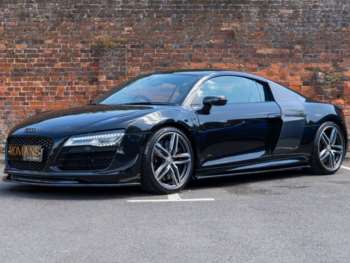 2014 (64) - 5.2 FSI V10 Quattro 2dr S Tronic