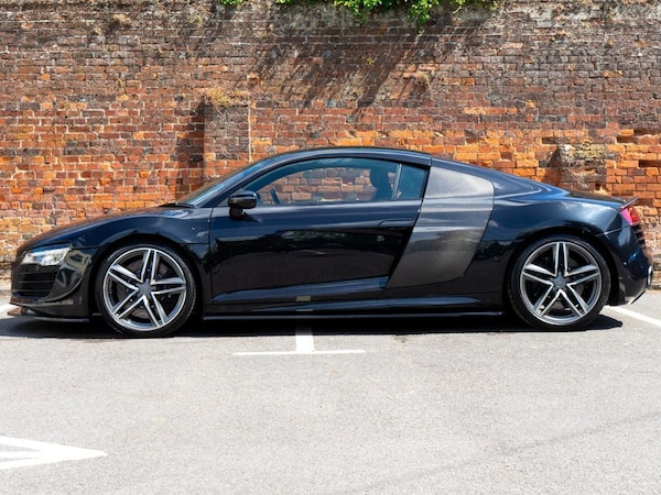 Used Audi R8 2014 for sale - 75086893: Photo 2