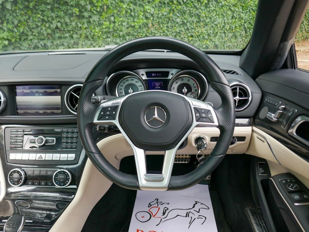 Used Mercedes-Benz SL 2014 for sale - 77720109: Photo 32