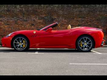Used Ferrari California 2012 for sale - 73927402: Photo