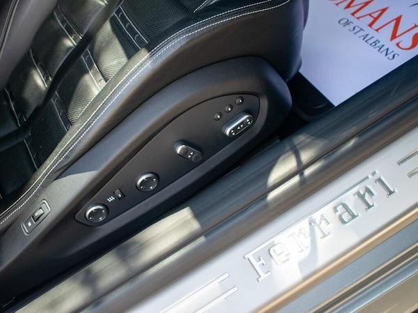 Used Ferrari FF 2015 for sale - 72779032: Photo 42