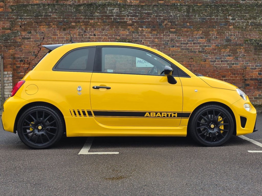 Used Abarth 595 2020 for sale - 77792208: Photo 5