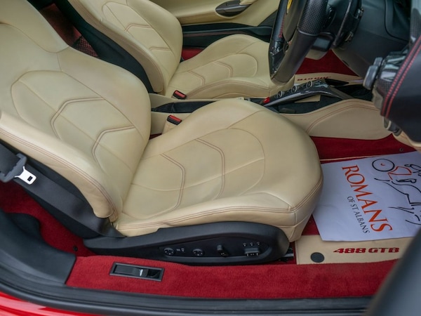 Used Ferrari 488 2016 for sale - 75359060: Photo 38