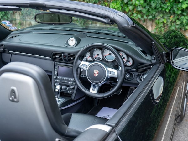 Used Porsche 911 2010 for sale - 75488128: Photo 8