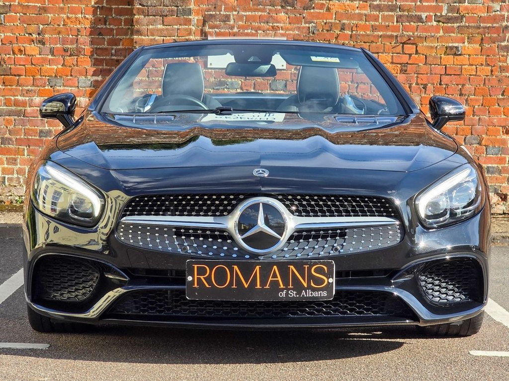 Used Aston Martin DB11 2018 for sale - 76950211: Photo 19