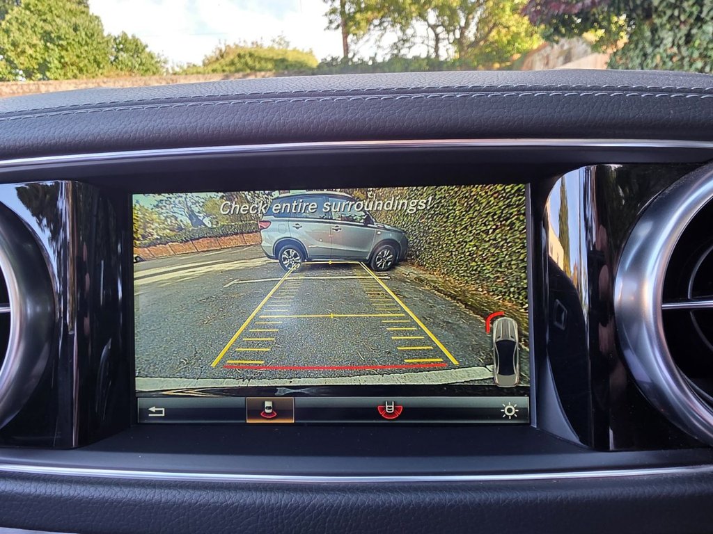 Used Aston Martin DB11 2018 for sale - 76950211: Photo 24