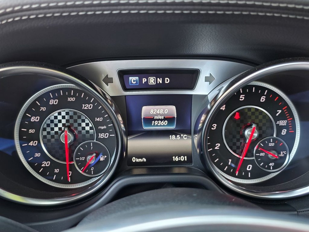 Used Aston Martin DB11 2018 for sale - 76950211: Photo 25