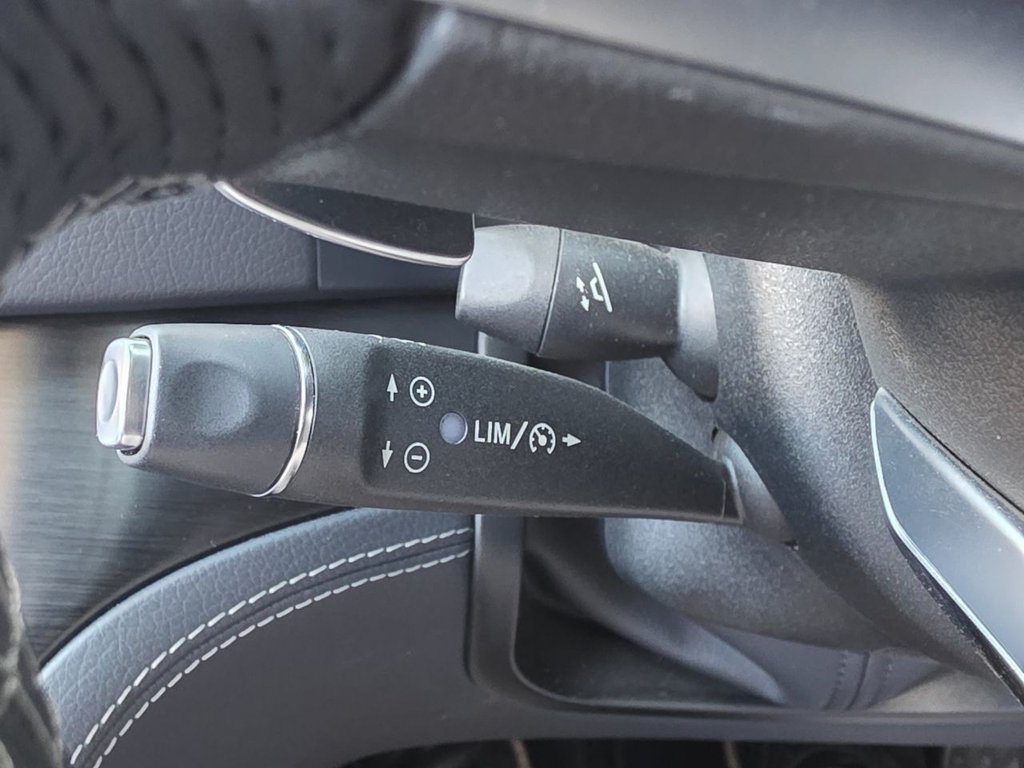 Used Aston Martin DB11 2018 for sale - 76950211: Photo 26