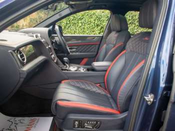 Used Bentley Bentayga 2020 for sale - 73580002: Photo