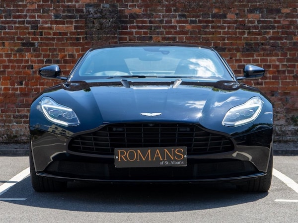 Used Aston Martin DB11 2016 for sale - 75221058: Photo 11