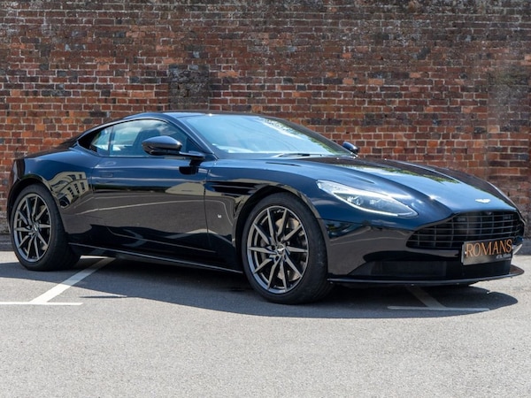 Used Aston Martin DB11 2016 for sale - 75221058: Photo 16