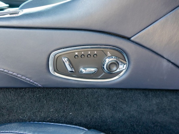 Used Aston Martin DB11 2016 for sale - 75221058: Photo 36