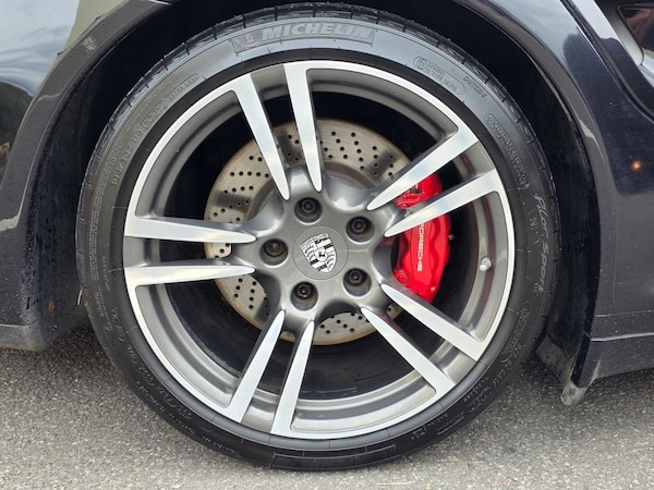 Used Porsche 911 2010 for sale - 76313108: Photo 10