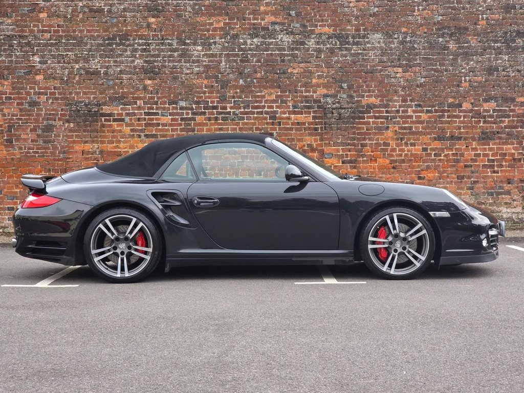 Used Porsche 911 2010 for sale - 76313108: Photo 13