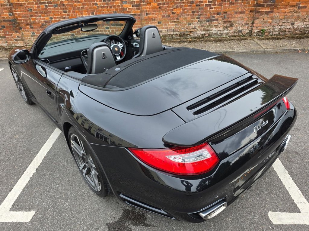 Used Porsche 911 2010 for sale - 76313108: Photo 17