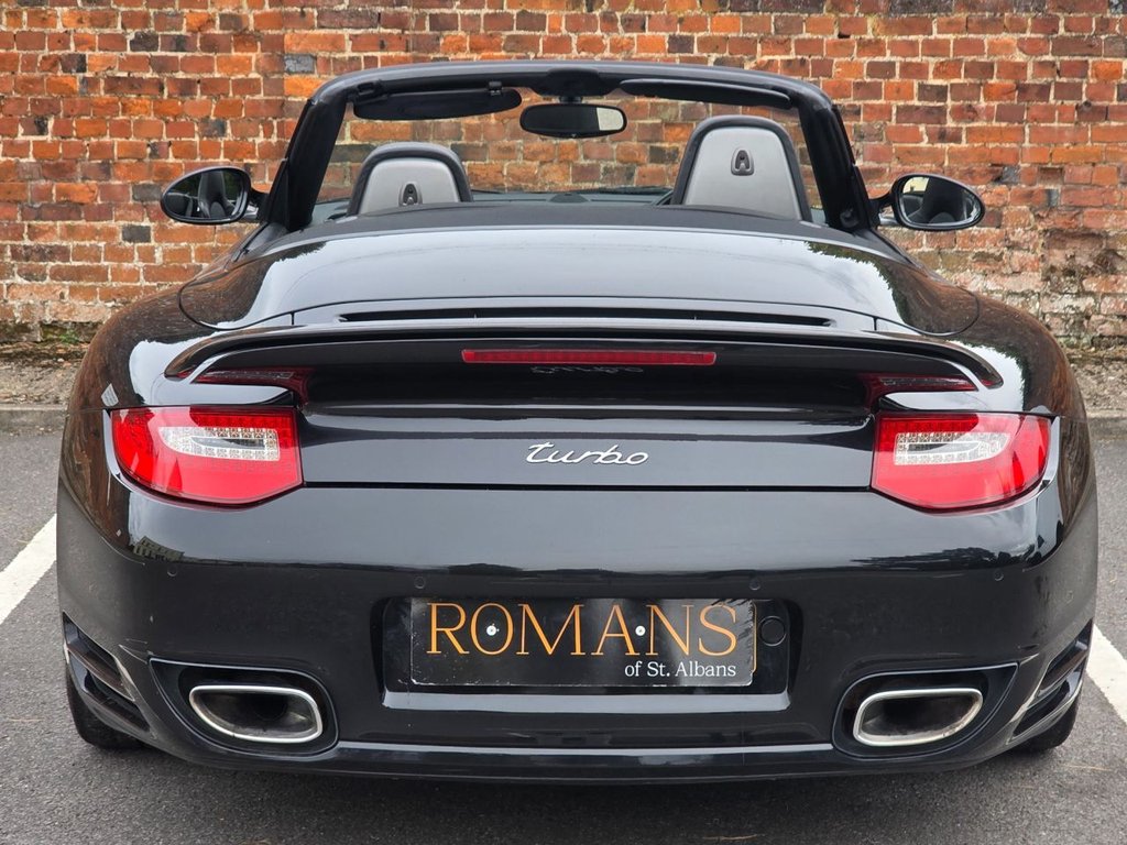 Used Porsche 911 2010 for sale - 76313108: Photo 5