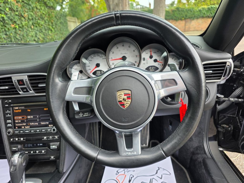 Used Porsche 911 2010 for sale - 76313108: Photo 7