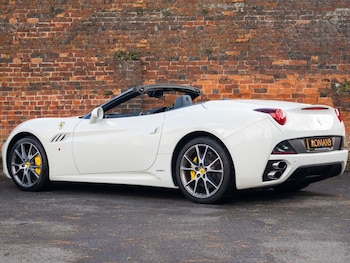 Used Ferrari California 2012 for sale - 79599377: Photo