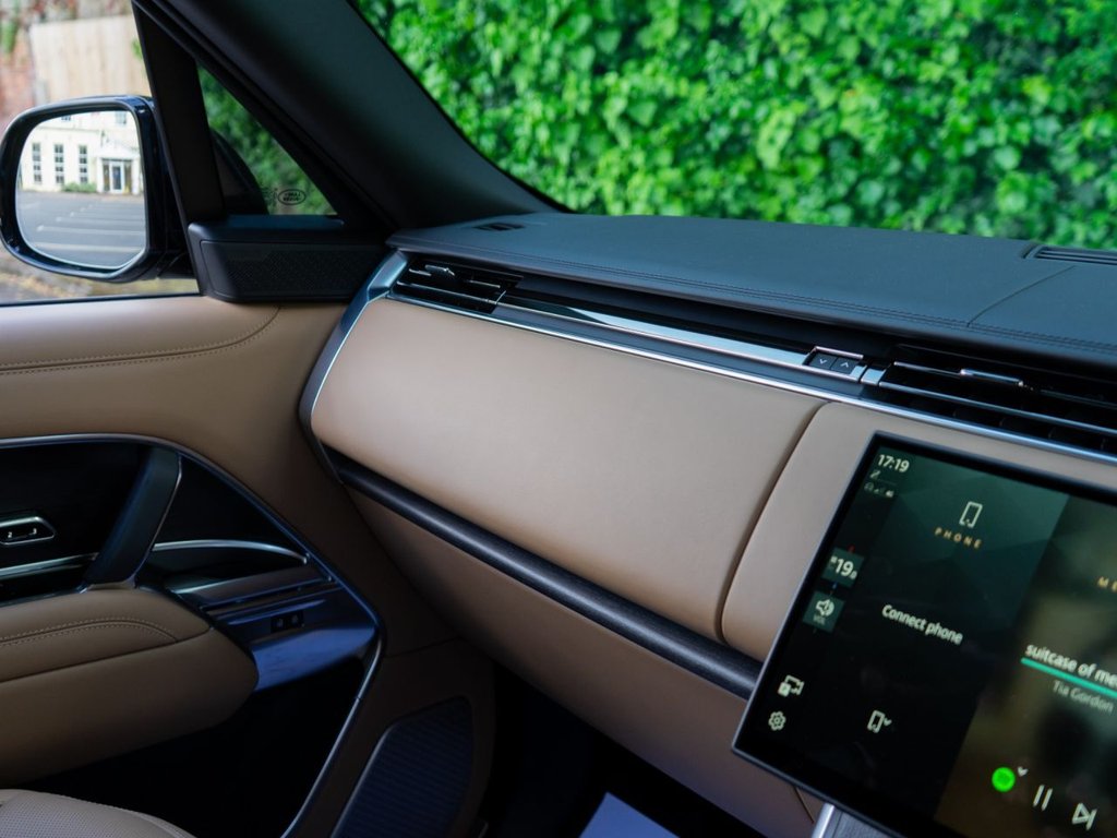 Used Land Rover Range Rover 2024 for sale - 76784080: Photo 35