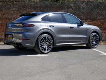 Used Porsche Cayenne 2020 for sale - 74443330: Photo