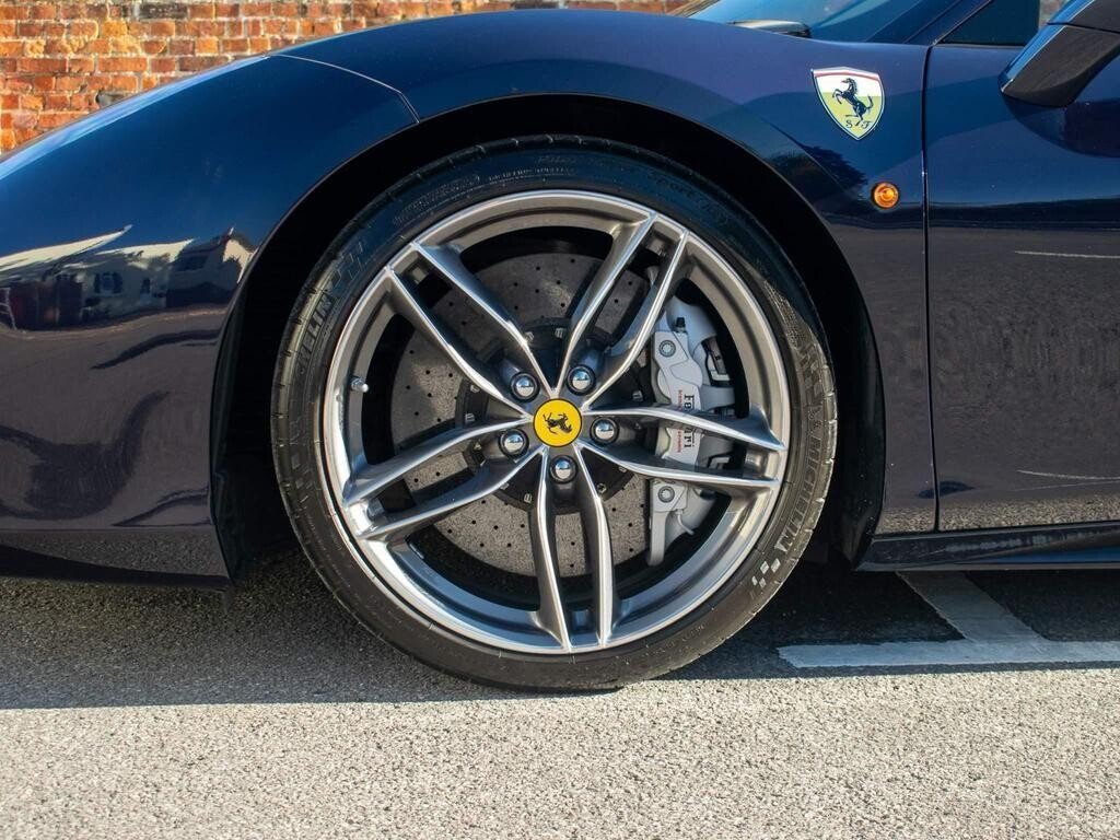 Used Ferrari 488 2017 for sale - 77394655: Photo 11