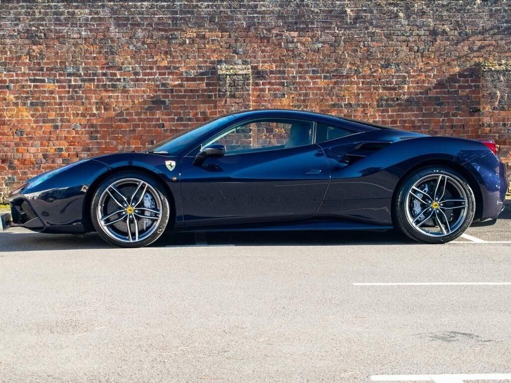 Used Ferrari 488 2017 for sale - 77394655: Photo 2