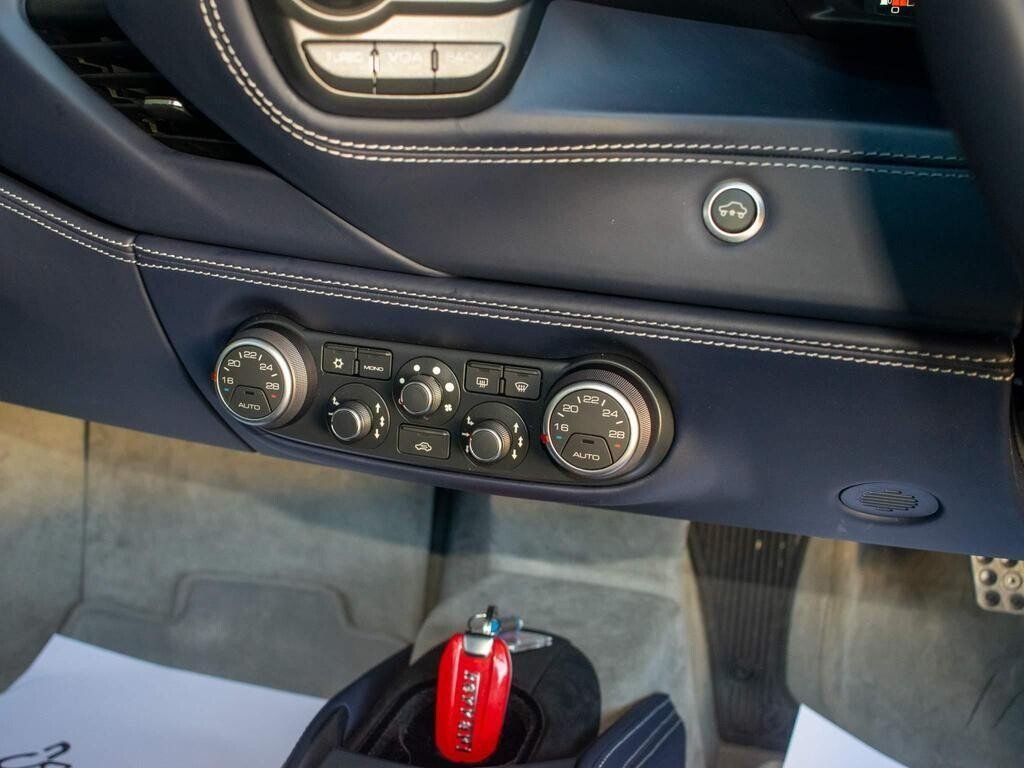 Used Ferrari 488 2017 for sale - 77394655: Photo 40