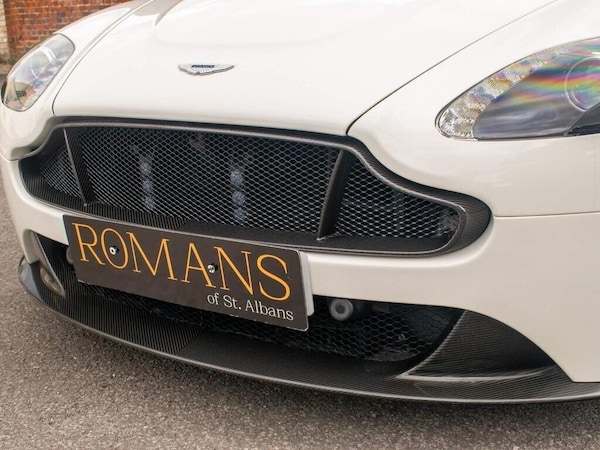 Used Aston Martin Vantage 2017 for sale - 75727503: Photo 22