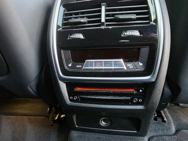 Used BMW x6 M 2021 for sale - 75596876: Photo 46