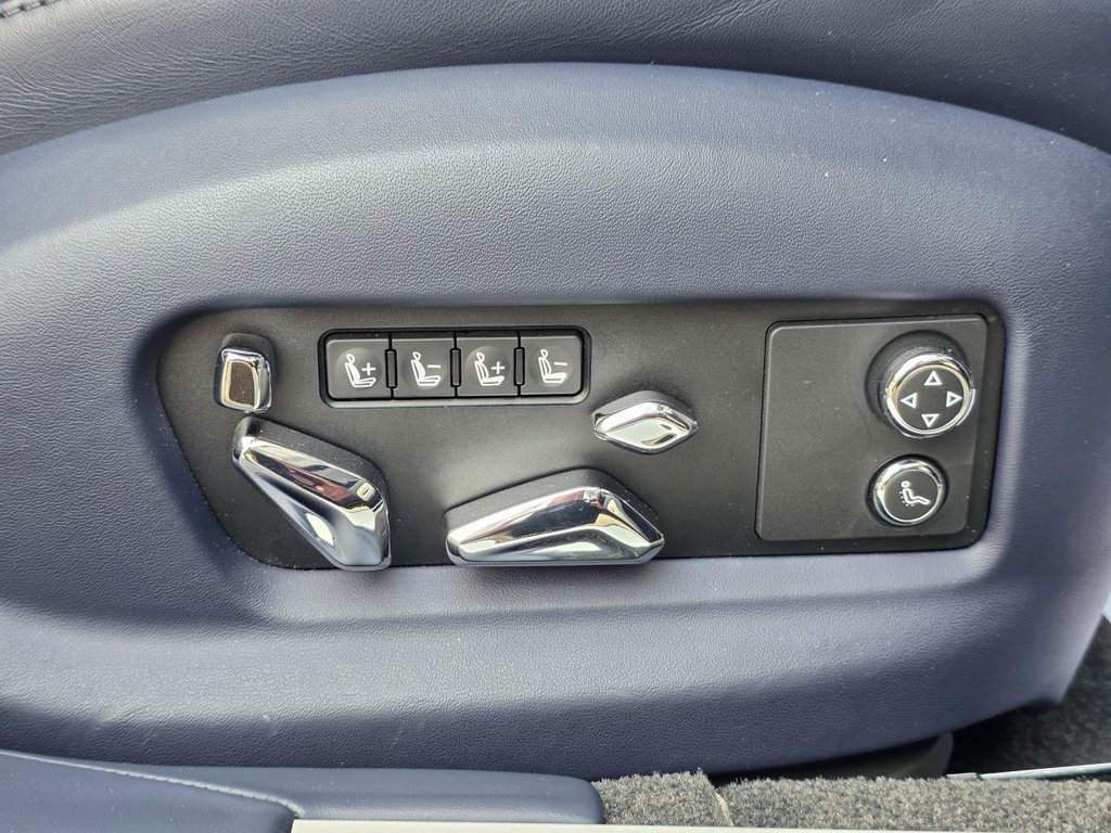 Used Bentley Flying Spur 2022 for sale - 76313032: Photo 38