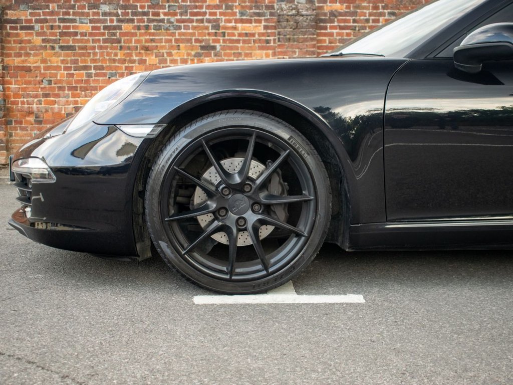 Used Porsche 911 2015 for sale - 77534790: Photo 10