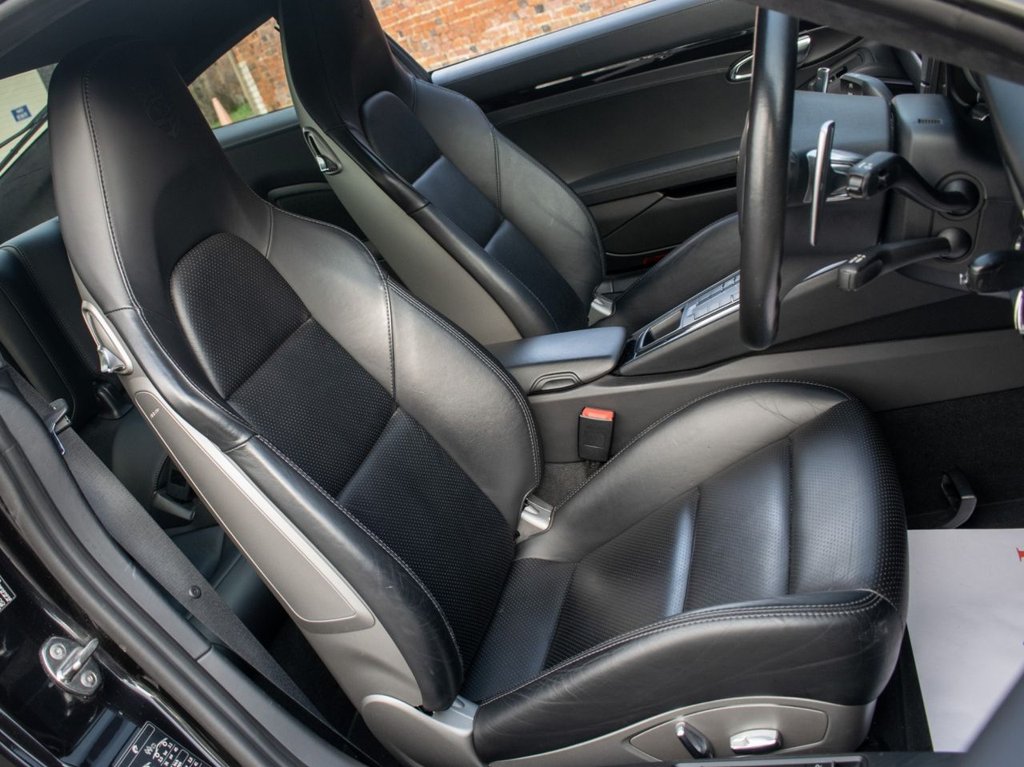 Used Porsche 911 2015 for sale - 77534790: Photo 24