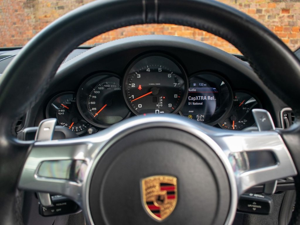 Used Porsche 911 2015 for sale - 77534790: Photo 25