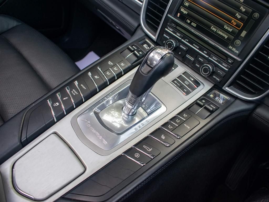Vehicle 29