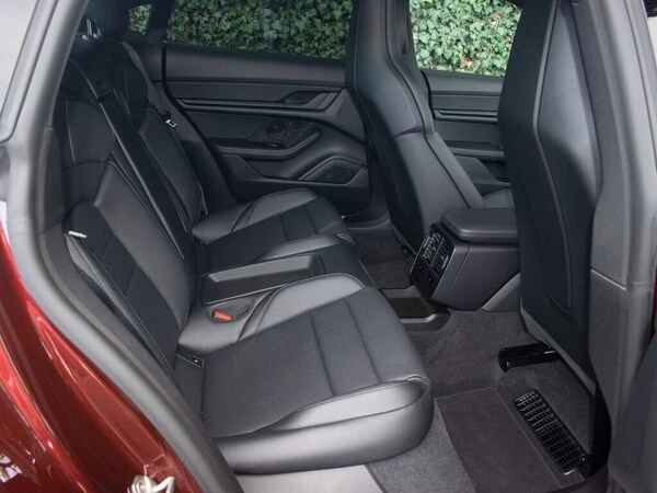 Used Porsche Taycan 2023 for sale - 74900929: Photo 20