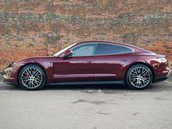 Used Porsche Taycan 2023 for sale - 74900929: Photo