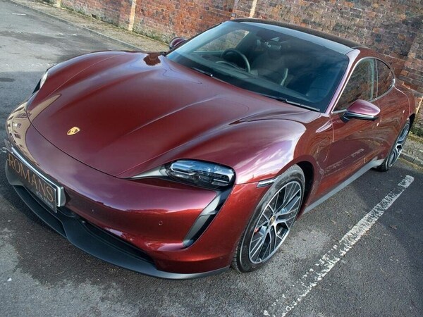 Used Porsche Taycan 2023 for sale - 74900929: Photo 30