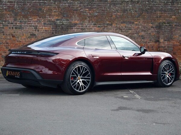 Used Porsche Taycan 2023 for sale - 74900929: Photo 4