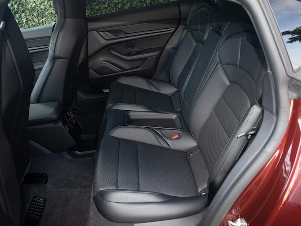 Used Porsche Taycan 2023 for sale - 74900929: Photo 8