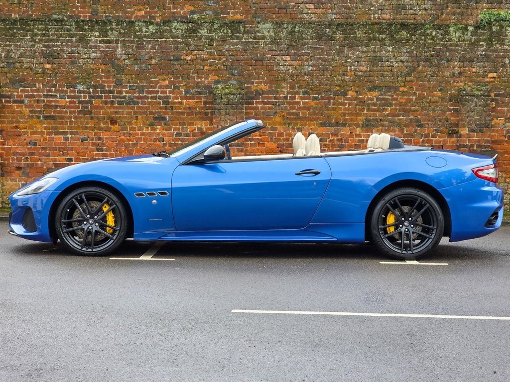 Used Maserati GranCabrio 2018 for sale - 77507996: Photo 2