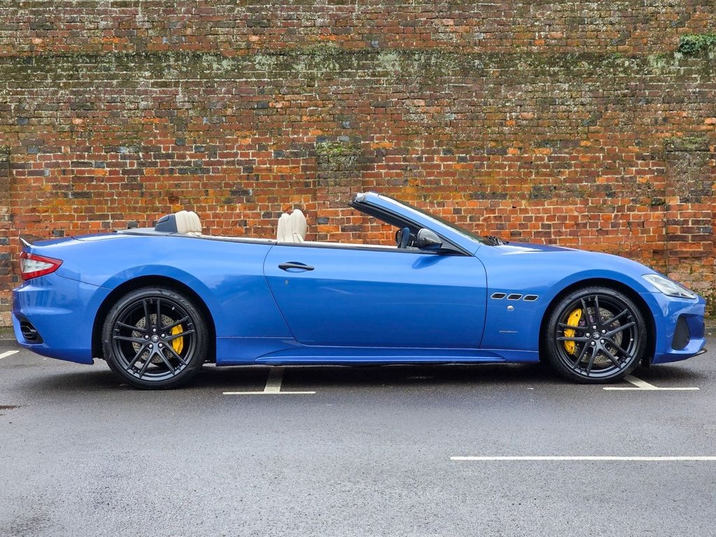 Used Maserati GranCabrio 2018 for sale - 77507996: Photo 8