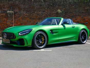 2019 (19) - 4.0 V8 BiTurbo R Roadster 2dr Petrol SpdS DCT Euro 6 (s/s) (585 ps)