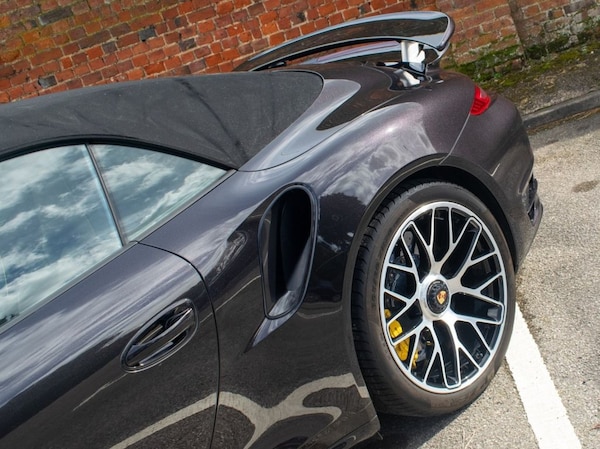 Used Porsche 911 2014 for sale - 74900946: Photo 14