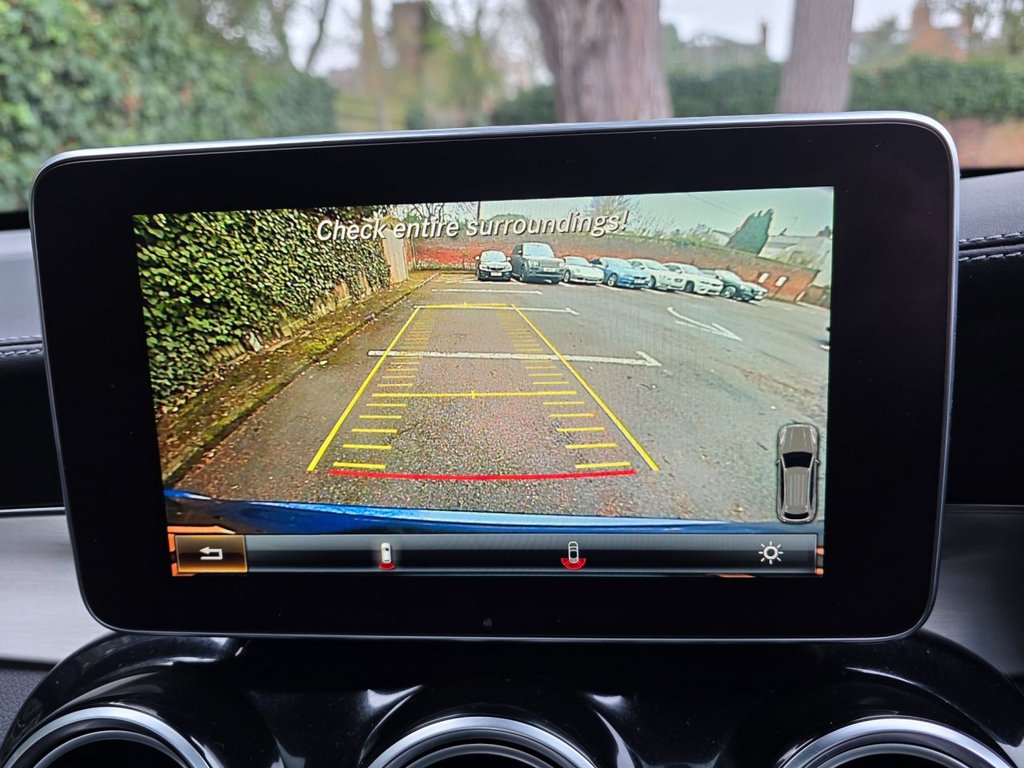 Used Mercedes-Benz GLC 2019 for sale - 77328129: Photo 22