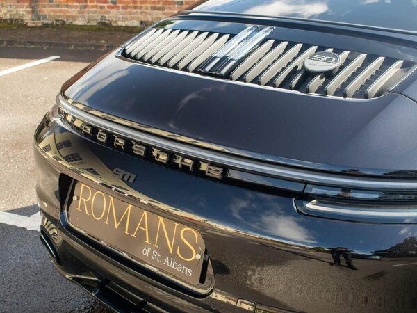 Used Porsche 911 2022 for sale - 74900950: Photo 18