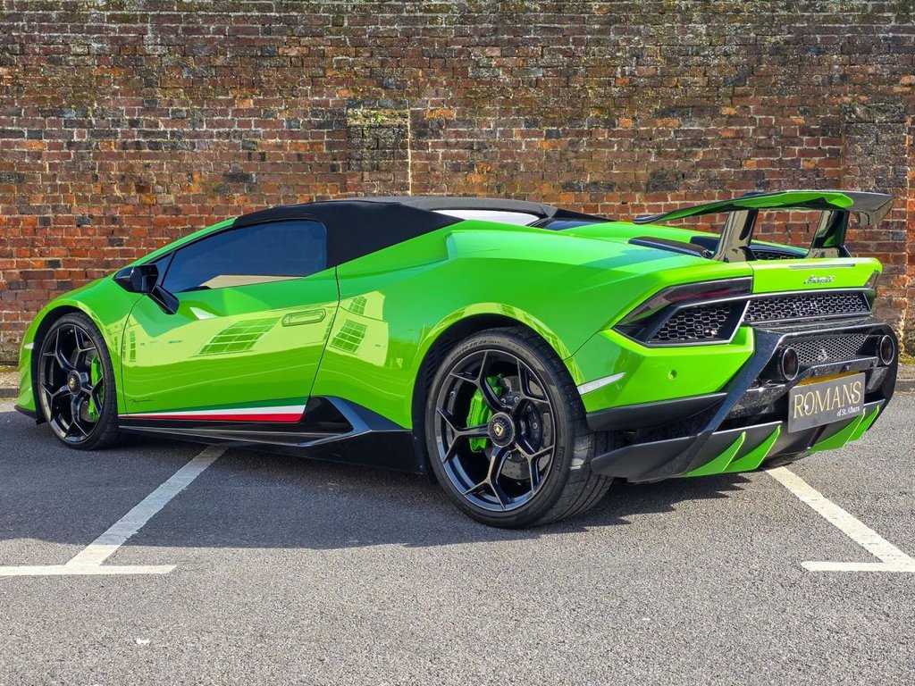 Used Lamborghini Huracan 2019 for sale - 77685268: Photo 29