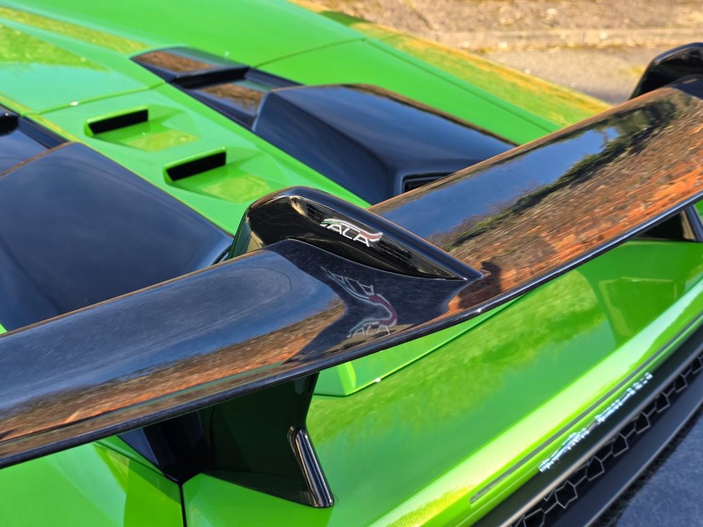 Used Lamborghini Huracan 2019 for sale - 77685268: Photo 32