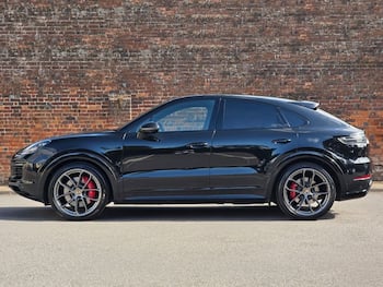 Used Porsche Cayenne 2023 for sale - 79856614: Photo