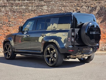 Used Land Rover Defender 2026 for sale - 79506963: Photo